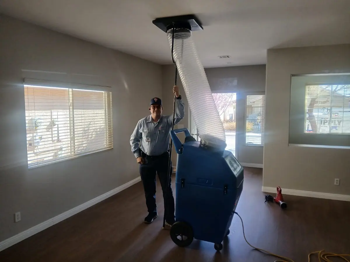 Professional AC Repair work inside a Tustin home